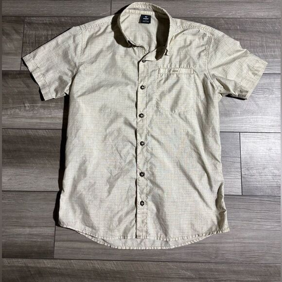 Women’s Tan Kuhl Short Sleeve Button Up Shirt Size Small Hiking Outdoors - Picture 1 of 5